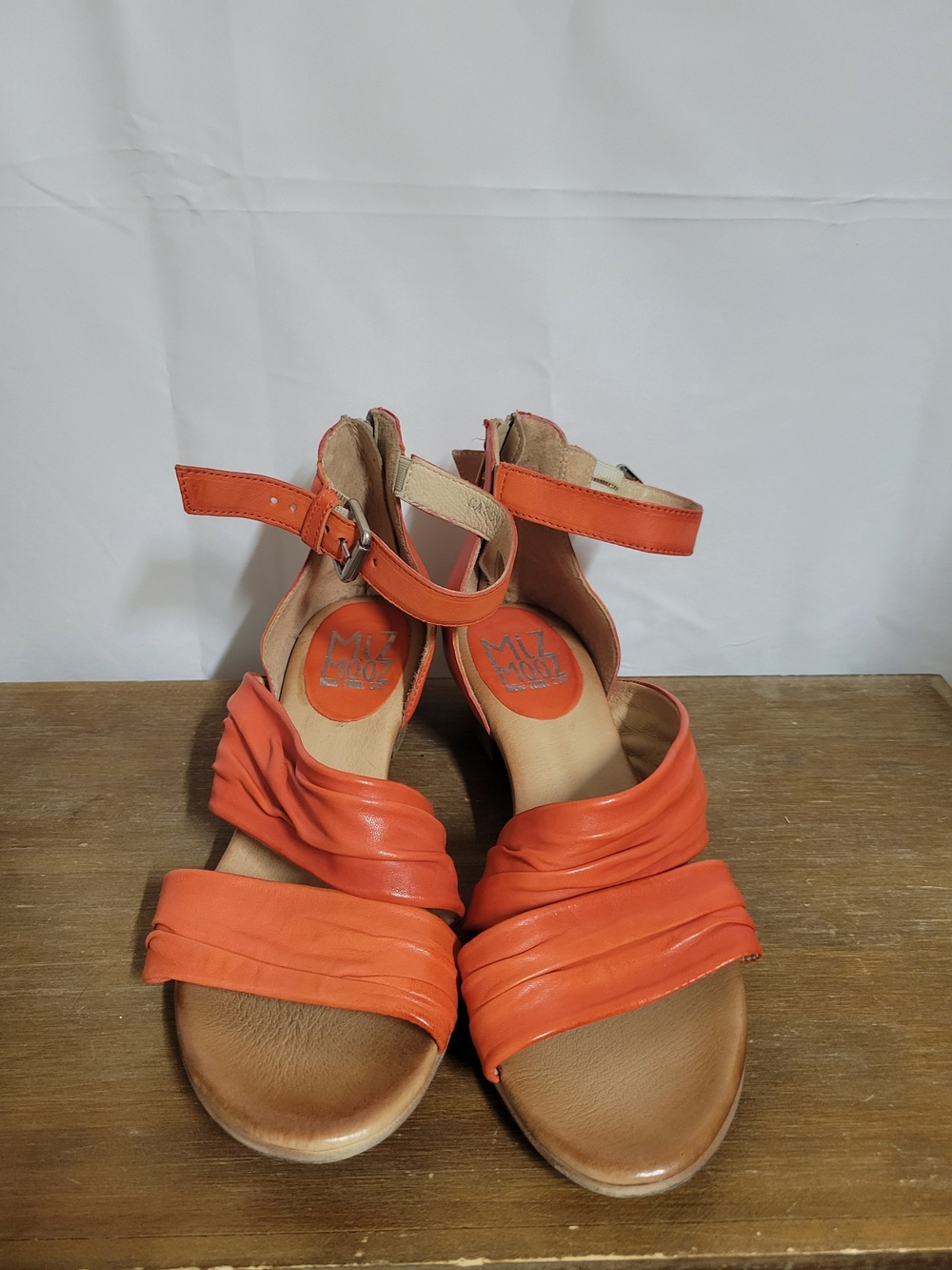 Miz Mooz Cassie Leather Sandals Mandarin Orange Wide Width Size 41 Comfort Heel